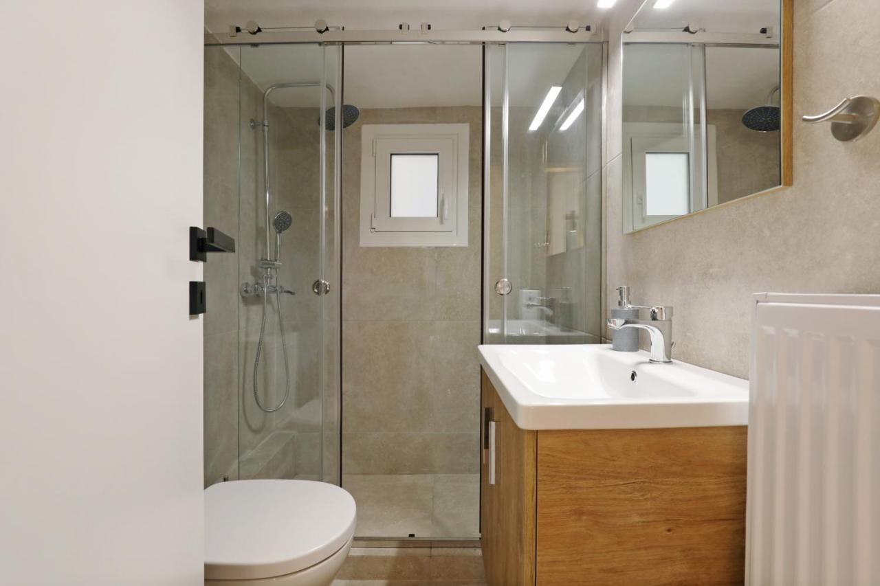 Apartamento Charming Koukaki - Greecing Atenas Exterior foto