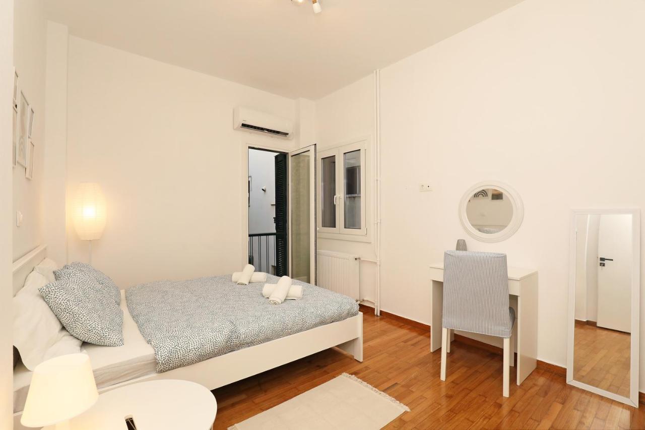 Apartamento Charming Koukaki - Greecing Atenas Exterior foto